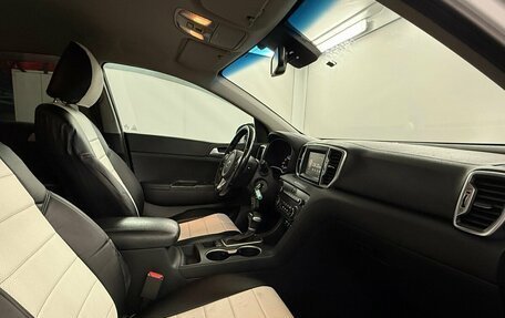 KIA Sportage IV рестайлинг, 2018 год, 1 800 000 рублей, 12 фотография