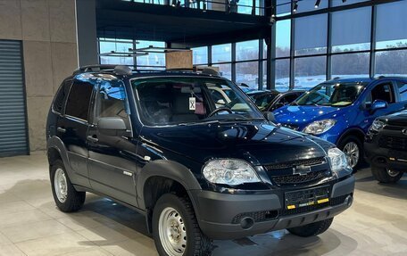Chevrolet Niva I рестайлинг, 2011 год, 460 000 рублей, 3 фотография