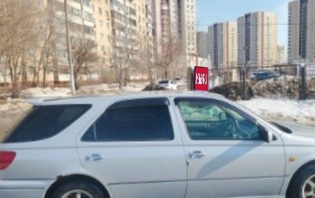 Toyota Vista V30, 2000 год, 400 000 рублей, 1 фотография