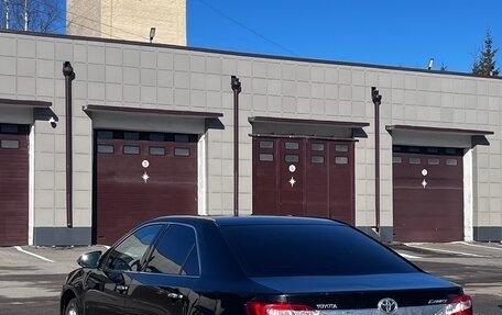 Toyota Camry, 2013 год, 750 000 рублей, 1 фотография