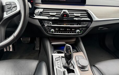 BMW 5 серия, 2018 год, 4 450 000 рублей, 9 фотография