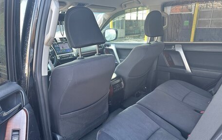 Toyota Land Cruiser Prado 150 рестайлинг 2, 2016 год, 3 550 000 рублей, 6 фотография