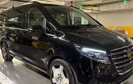 Mercedes-Benz V-Класс, 2025 год, 14 770 000 рублей, 3 фотография