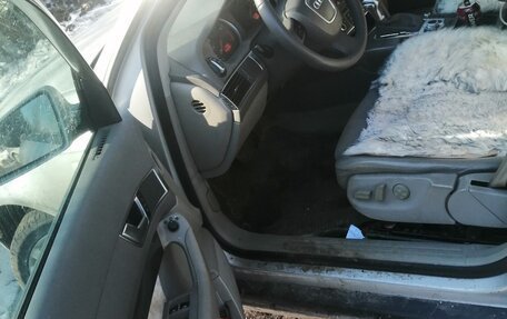 Audi A6, 2004 год, 697 000 рублей, 14 фотография