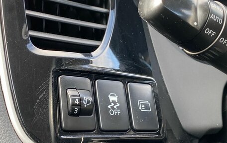 Mitsubishi Outlander III рестайлинг 3, 2014 год, 1 375 000 рублей, 20 фотография