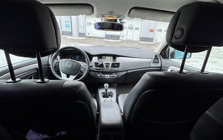 Renault Laguna III рестайлинг, 2011 год, 715 000 рублей, 4 фотография