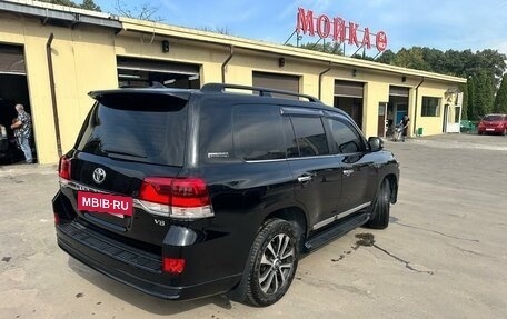 Toyota Land Cruiser 200, 2019 год, 8 326 000 рублей, 2 фотография