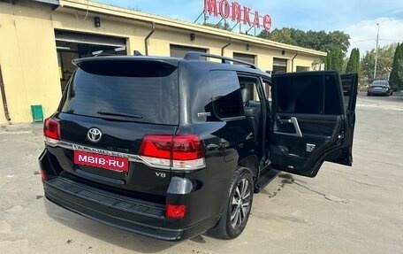 Toyota Land Cruiser 200, 2019 год, 8 326 000 рублей, 7 фотография