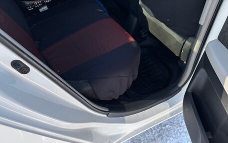 Toyota Vitz, 2009 год, 620 000 рублей, 8 фотография