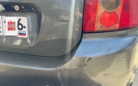 Toyota Corolla, 2004 год, 310 000 рублей, 8 фотография