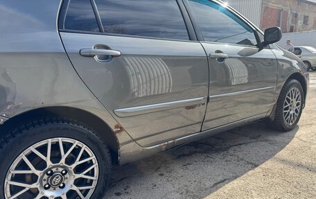 Toyota Corolla, 2004 год, 310 000 рублей, 7 фотография