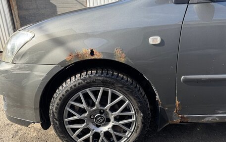 Toyota Corolla, 2004 год, 310 000 рублей, 10 фотография