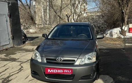 Toyota Corolla, 2004 год, 310 000 рублей, 2 фотография
