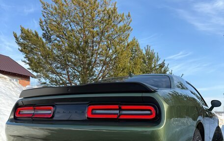 Dodge Challenger III рестайлинг 2, 2021 год, 4 200 000 рублей, 7 фотография