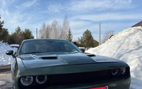 Dodge Challenger III рестайлинг 2, 2021 год, 4 200 000 рублей, 14 фотография