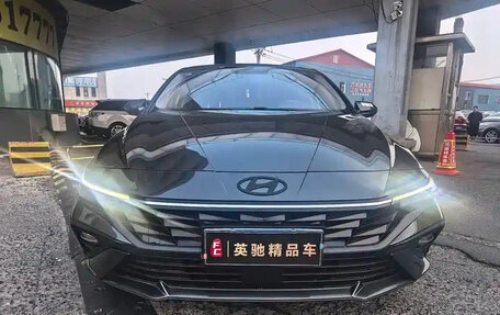 Hyundai Elantra, 2023 год, 1 610 000 рублей, 4 фотография