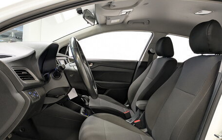 Hyundai Solaris II рестайлинг, 2019 год, 1 425 000 рублей, 19 фотография