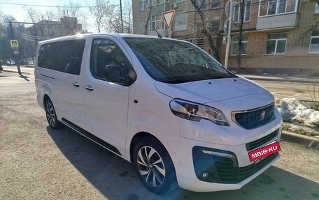 Peugeot Traveller I, 2020 год, 3 200 000 рублей, 2 фотография