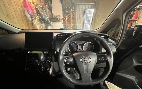 Toyota Wish II, 2013 год, 1 600 000 рублей, 8 фотография