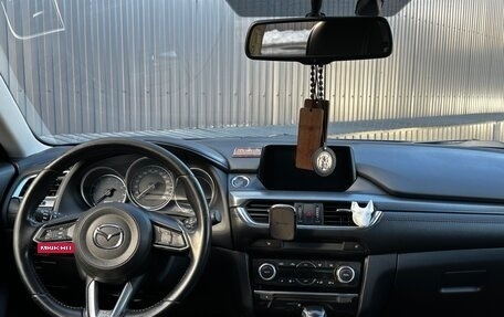 Mazda 6, 2018 год, 2 000 000 рублей, 19 фотография