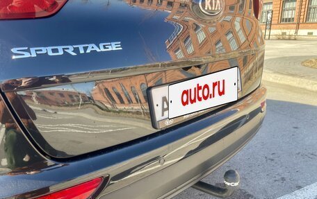 KIA Sportage IV рестайлинг, 2018 год, 2 200 000 рублей, 11 фотография