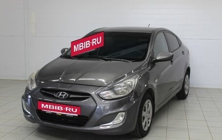 Hyundai Solaris II рестайлинг, 2011 год, 635 000 рублей, 4 фотография
