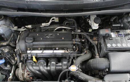 Hyundai Solaris II рестайлинг, 2011 год, 635 000 рублей, 15 фотография