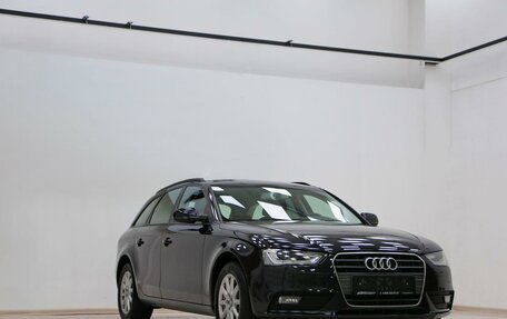 Audi A4, 2013 год, 1 075 000 рублей, 5 фотография