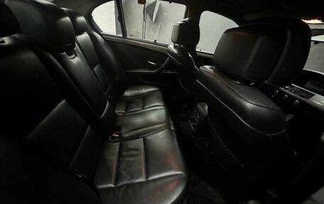 BMW 5 серия, 2008 год, 989 777 рублей, 32 фотография