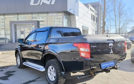 Mitsubishi L200 IV рестайлинг, 2017 год, 2 750 000 рублей, 4 фотография