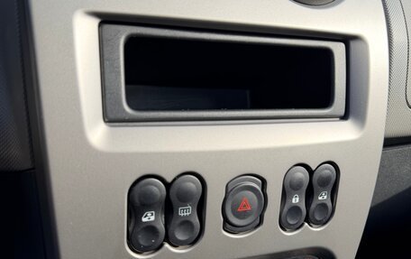 Renault Logan I, 2011 год, 599 000 рублей, 12 фотография