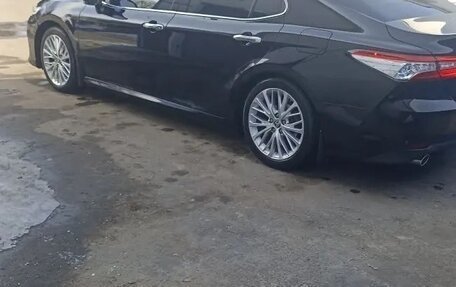 Toyota Camry, 2021 год, 3 320 000 рублей, 14 фотография