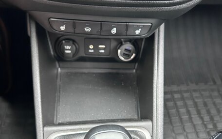 Hyundai Solaris II рестайлинг, 2017 год, 999 000 рублей, 21 фотография