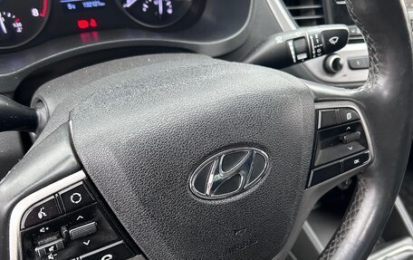 Hyundai Solaris II рестайлинг, 2017 год, 999 000 рублей, 20 фотография