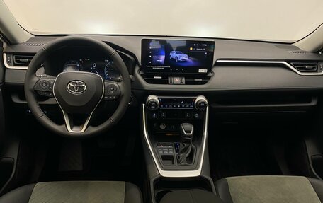 Toyota RAV4, 2025 год, 4 750 000 рублей, 8 фотография