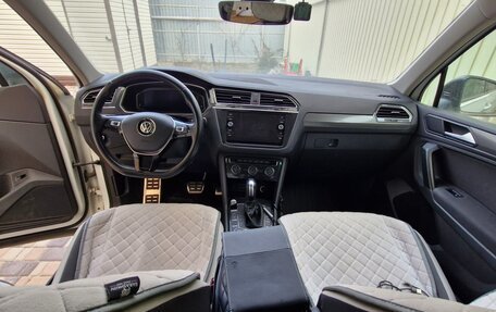 Volkswagen Tiguan II, 2019 год, 2 850 000 рублей, 6 фотография