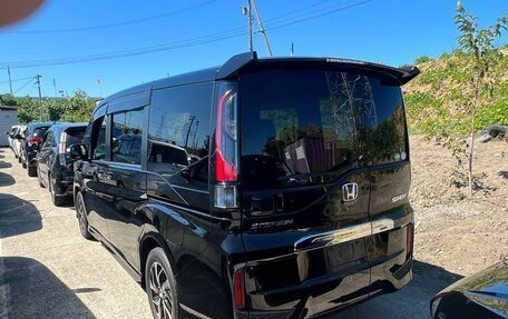Honda Stepwgn IV, 2019 год, 2 400 000 рублей, 6 фотография