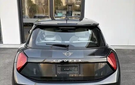 MINI Hatch, 2025 год, 4 000 010 рублей, 4 фотография