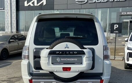 Mitsubishi Pajero IV, 2014 год, 2 348 000 рублей, 4 фотография