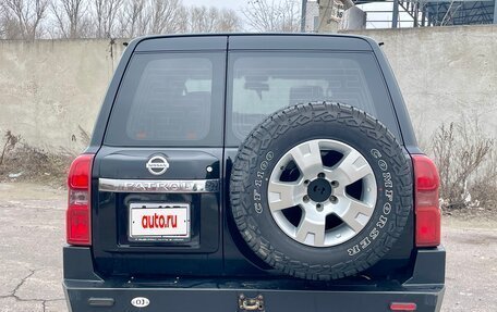 Nissan Patrol, 2006 год, 1 290 000 рублей, 7 фотография