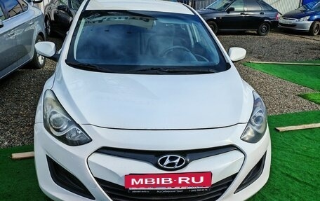 Hyundai i30 II рестайлинг, 2014 год, 1 000 000 рублей, 10 фотография