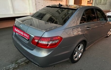 Mercedes-Benz E-Класс, 2012 год, 1 600 000 рублей, 8 фотография