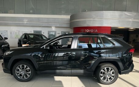 Toyota RAV4, 2025 год, 4 650 000 рублей, 2 фотография