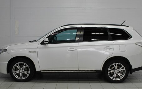 Mitsubishi Outlander III рестайлинг 3, 2014 год, 1 500 000 рублей, 9 фотография