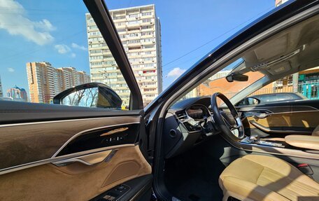 Audi A8, 2019 год, 6 890 000 рублей, 24 фотография