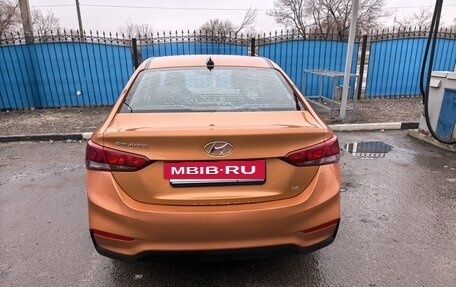 Hyundai Solaris II рестайлинг, 2017 год, 1 150 000 рублей, 2 фотография