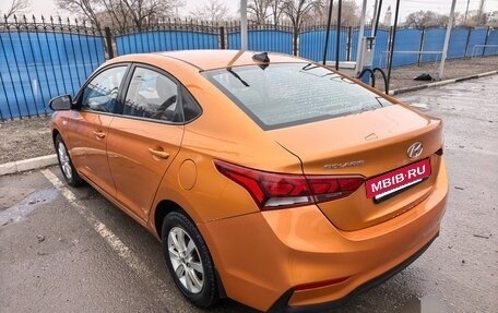 Hyundai Solaris II рестайлинг, 2017 год, 1 150 000 рублей, 5 фотография