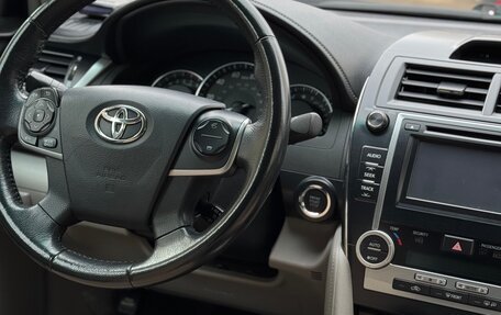 Toyota Camry, 2011 год, 1 700 000 рублей, 7 фотография