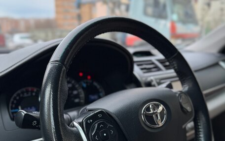 Toyota Camry, 2011 год, 1 700 000 рублей, 11 фотография