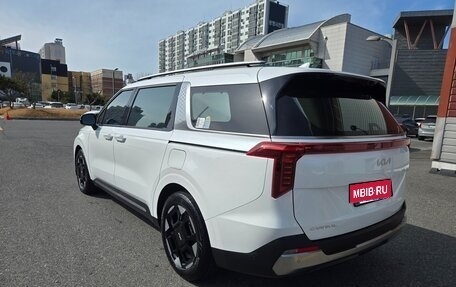 KIA Carnival, 2024 год, 6 800 000 рублей, 4 фотография